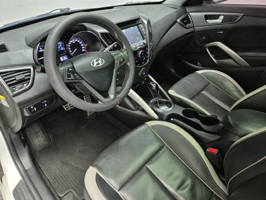 HYUNDAI Veloster - Vista 7