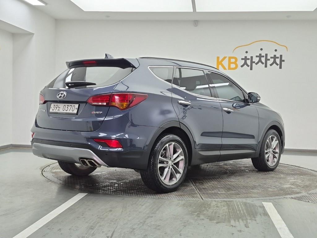 HYUNDAI Santa Fe - Vista 4