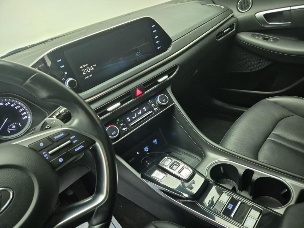 HYUNDAI Sonata - Vista 9