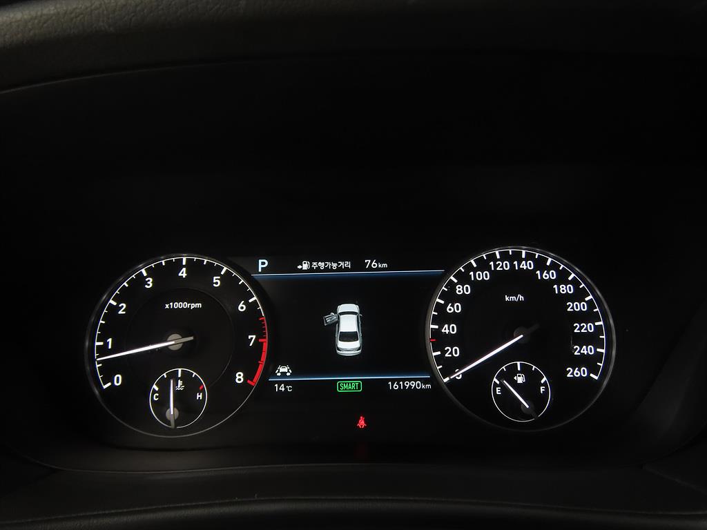 Genesis EQ900 - Vista 9