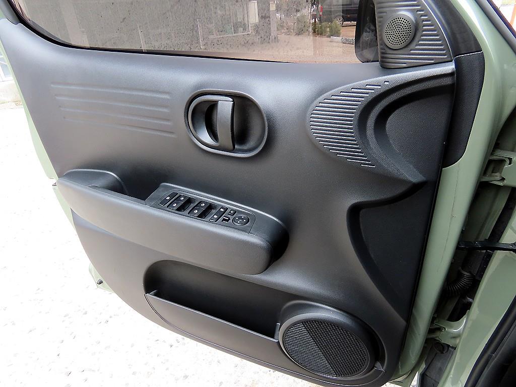 HYUNDAI Casper - Vista 11