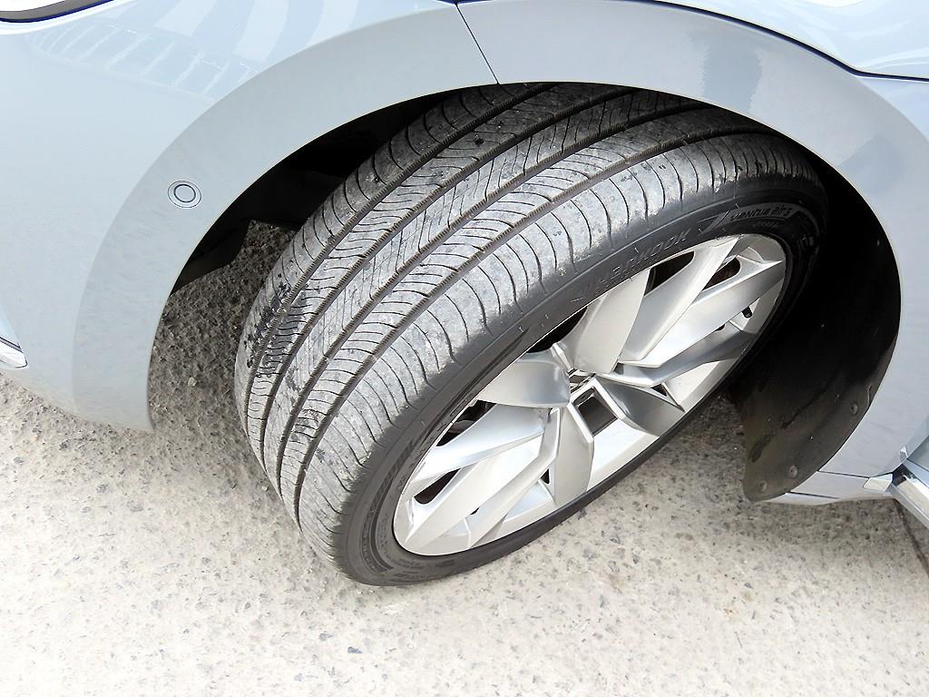 Volkswagen Arteon 2022 Gris - Importación desde Corea - HF Imports Iquique - Foto 20