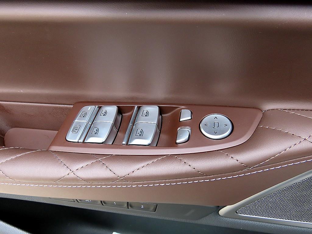 BMW 7 Series - Vista 12