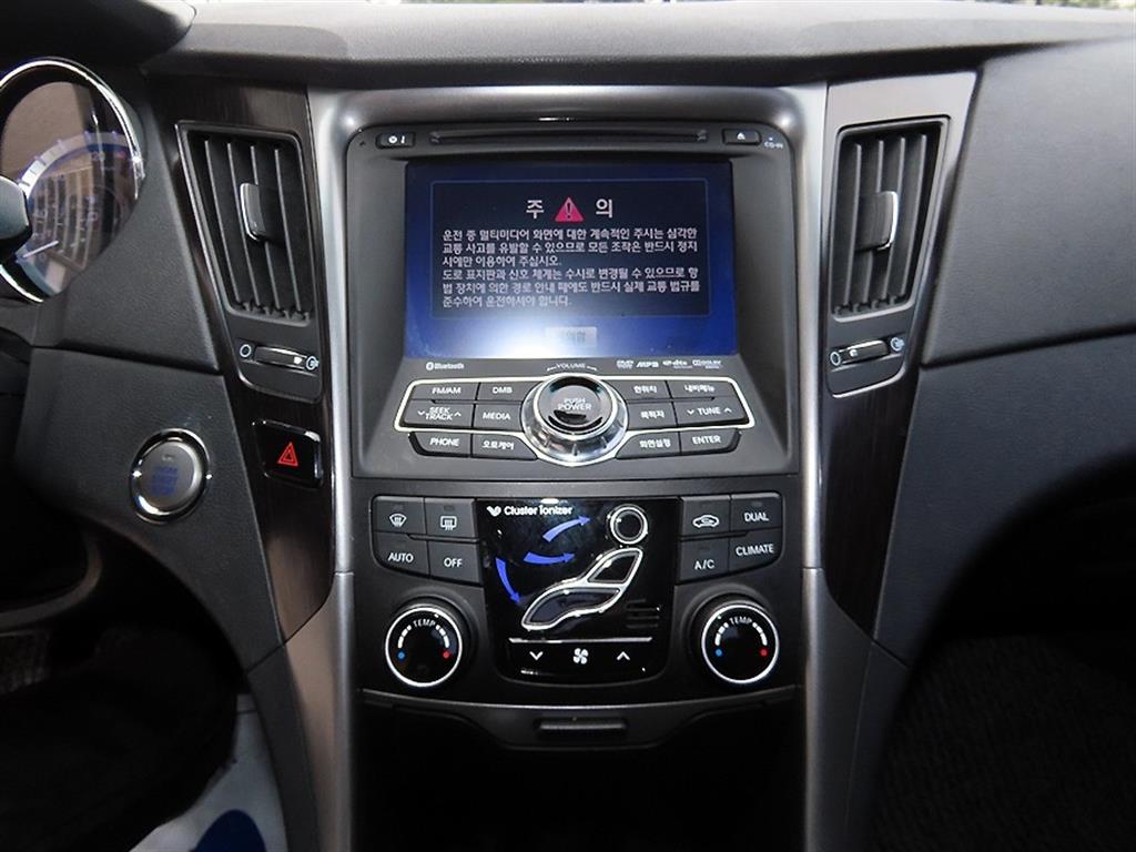 HYUNDAI Sonata 2012 Blanco - Importación desde Corea - HF Imports Iquique - Foto 13