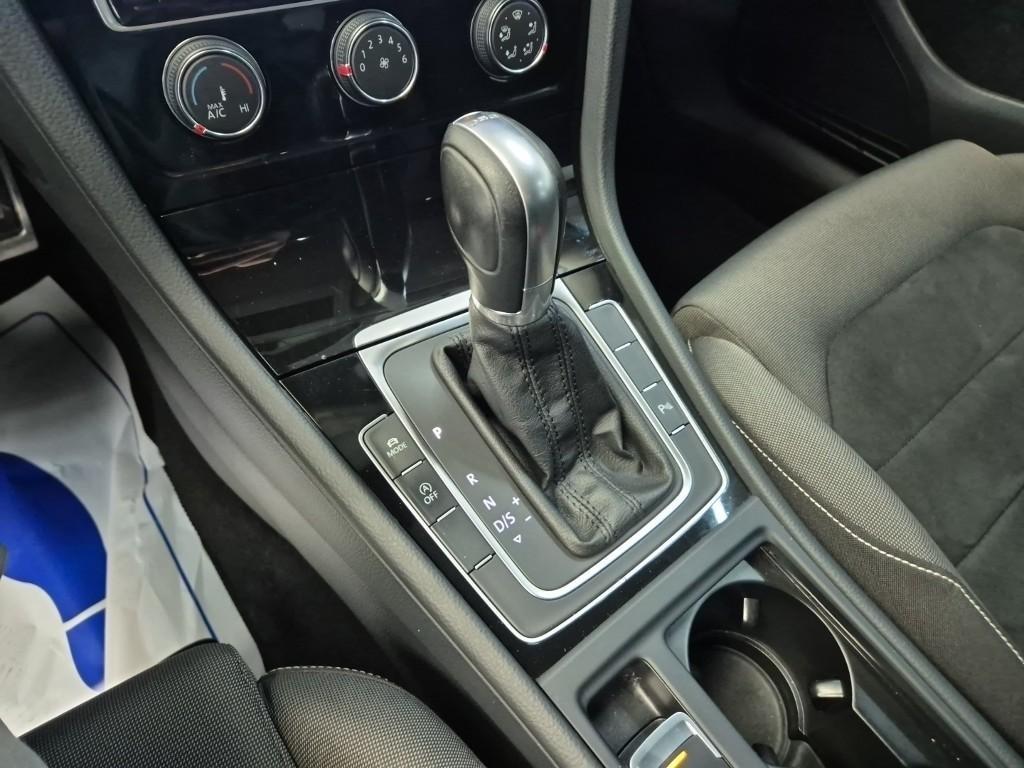 Volkswagen Golf - Vista 8