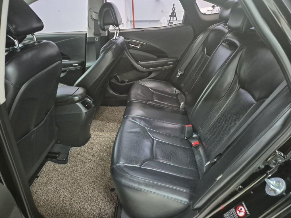 HYUNDAI Grandeur - Vista 12