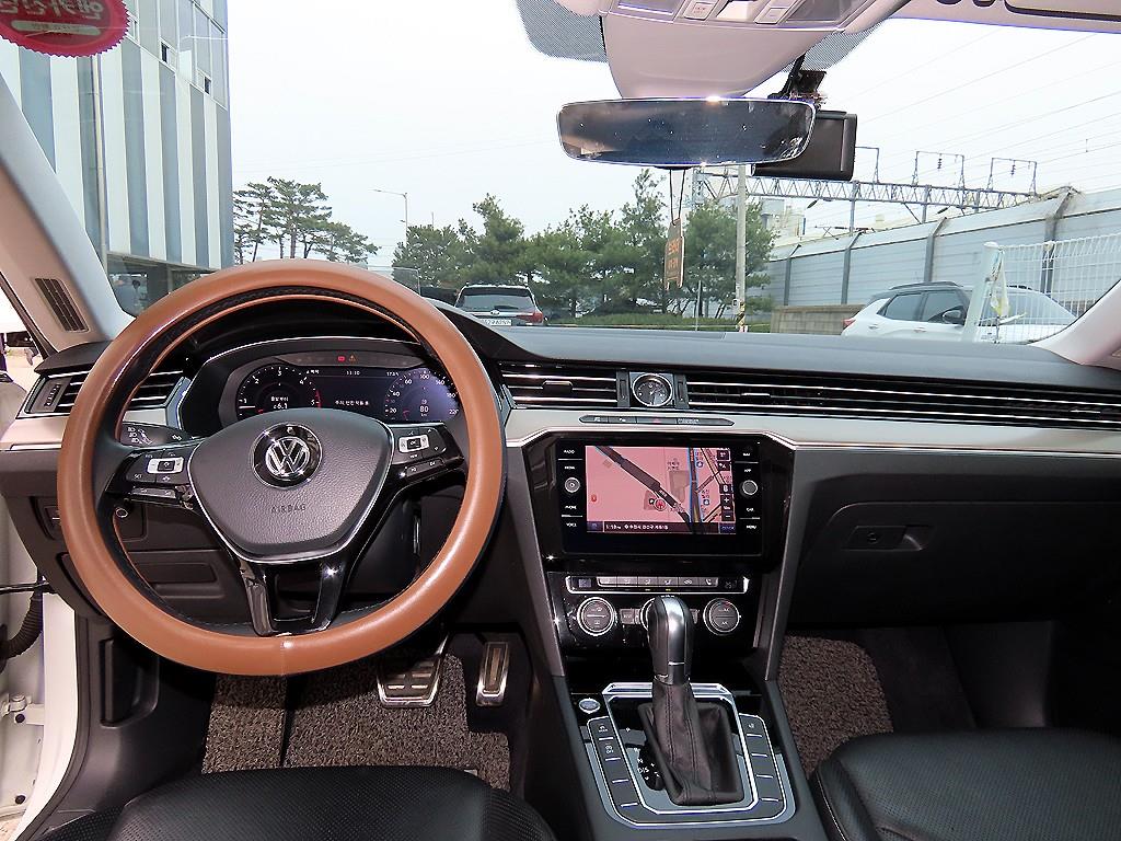 Volkswagen Arteon - Vista 7