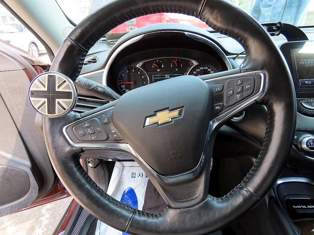 Chevrolet Malibu - Vista 8