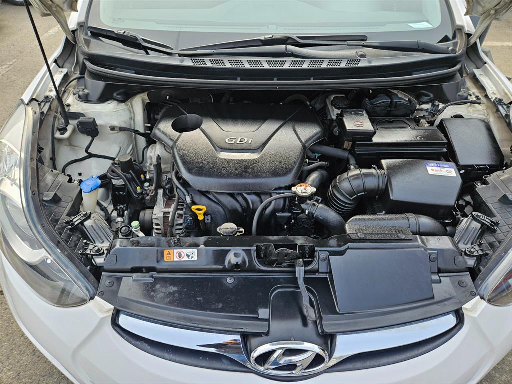 HYUNDAI Avante 2012 Blanco - Importación desde Corea - HF Imports Iquique - Foto 15