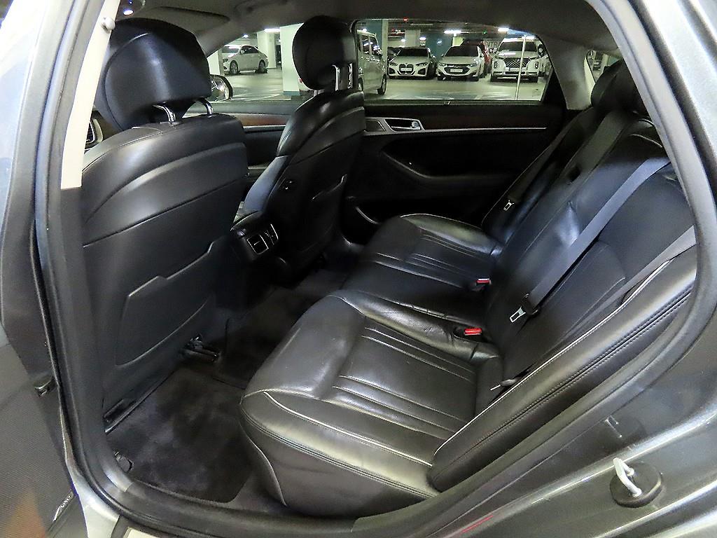 Genesis G80 - Vista 7