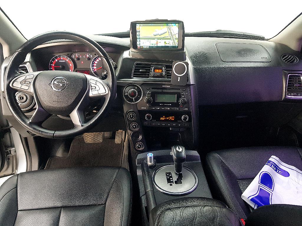 Ssangyong Korando - Vista 5