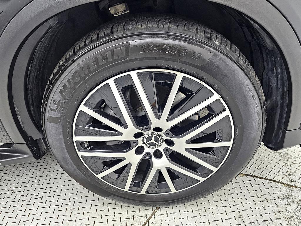 Mercedes Benz GLC Class 2021 Negro - Importación desde Corea - HF Imports Iquique - Foto 20