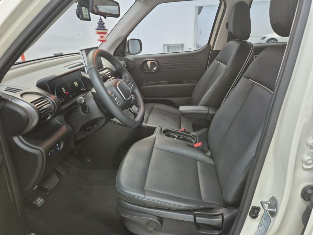 HYUNDAI Casper - Vista 11