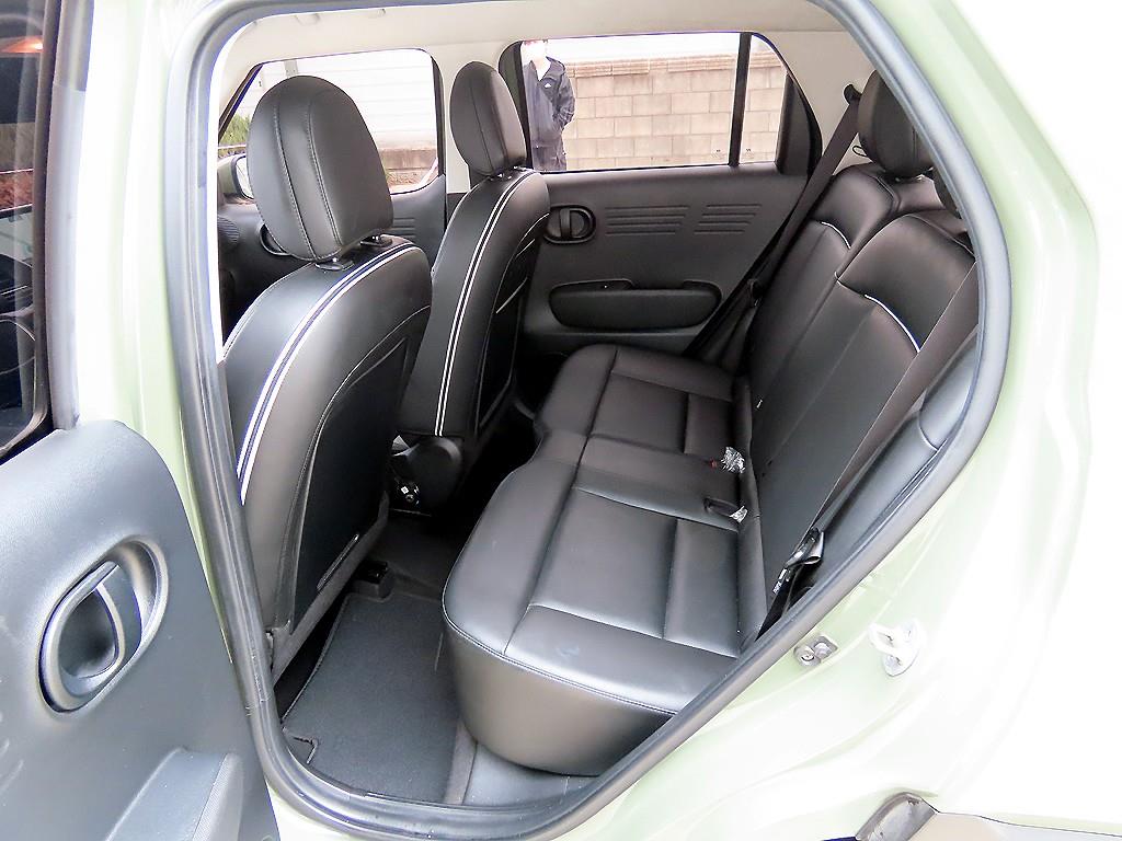 HYUNDAI Casper - Vista 6