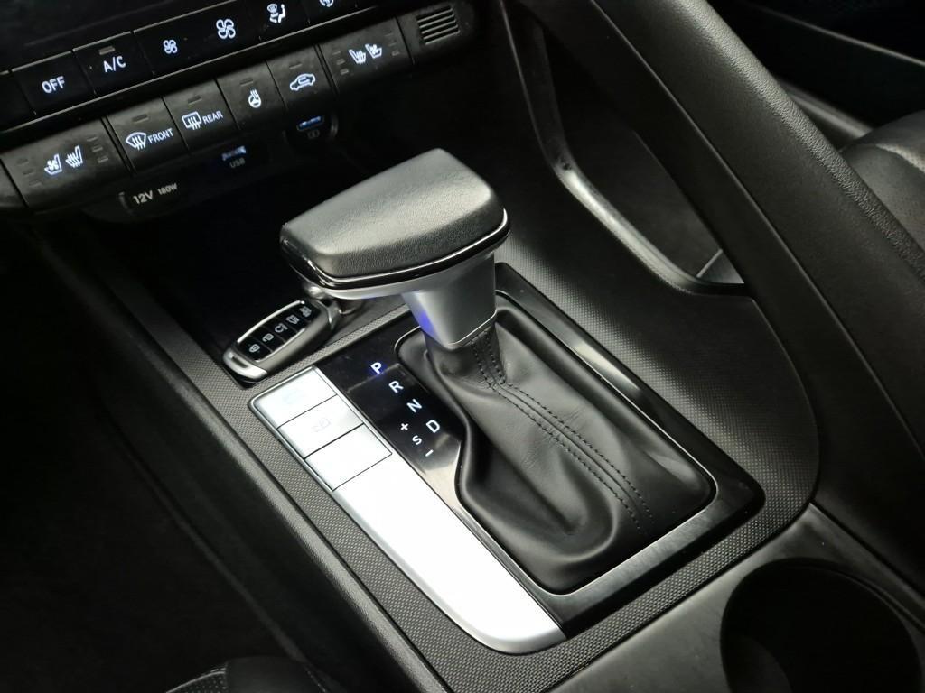 HYUNDAI Avante - Vista 8