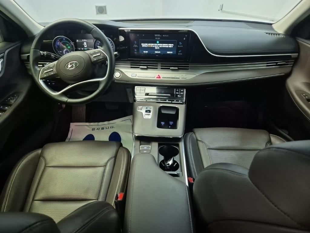 HYUNDAI Grandeur - Vista 7