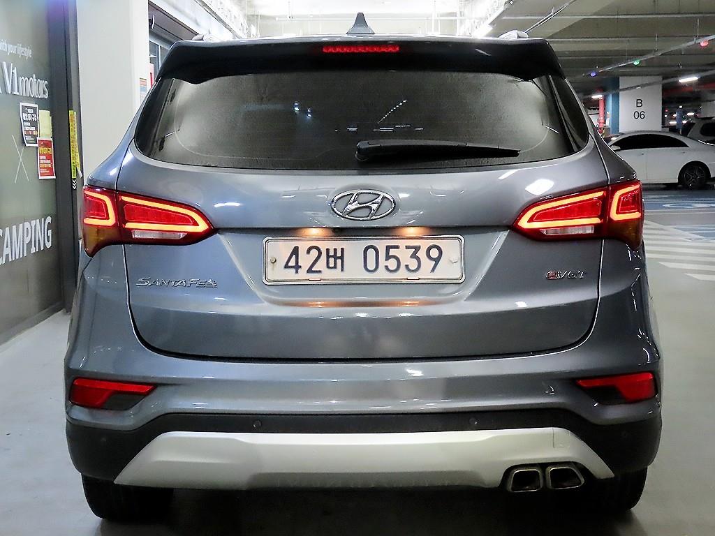 HYUNDAI Santa Fe - Vista 5