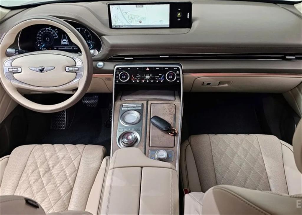 Genesis GV80 - Vista 7