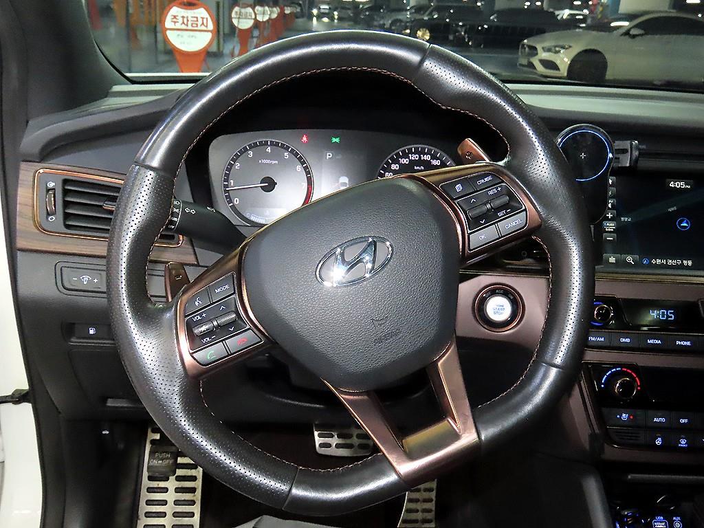 HYUNDAI Sonata - Vista 8