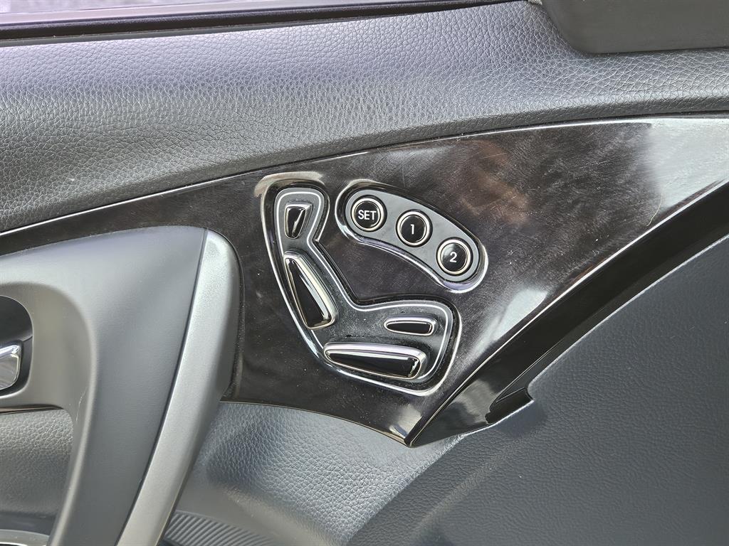 HYUNDAI Grandeur - Vista 10