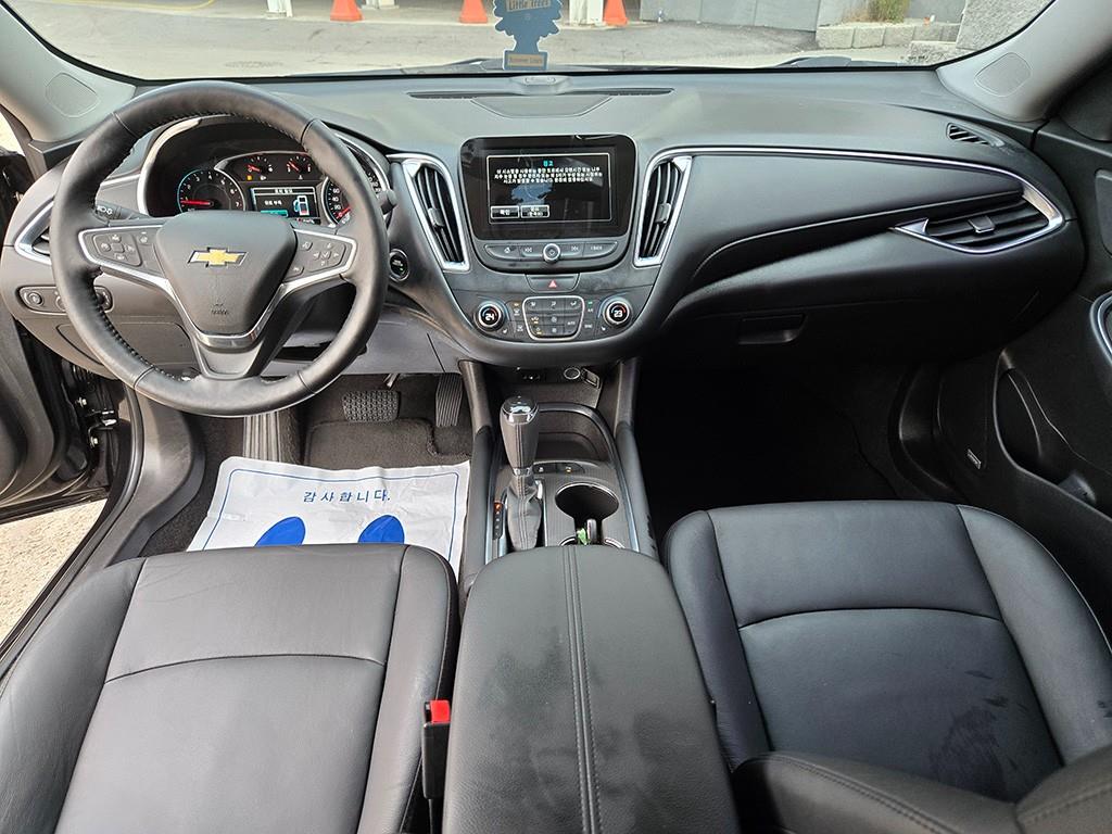 Chevrolet Malibu - Vista 9