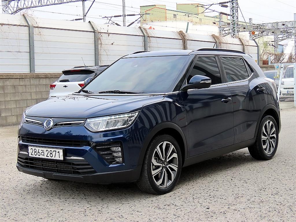 Ssangyong Tivoli - Vista 2