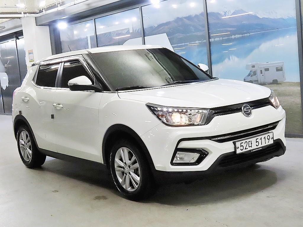 Ssangyong Tivoli 2018 Blanco - Importación desde Corea - HF Imports Iquique - Foto 1