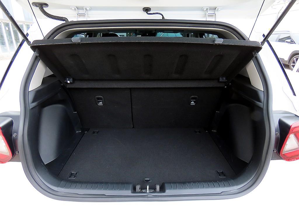 HYUNDAI Venue 2022 Blanco - Importación desde Corea - HF Imports Iquique - Foto 16