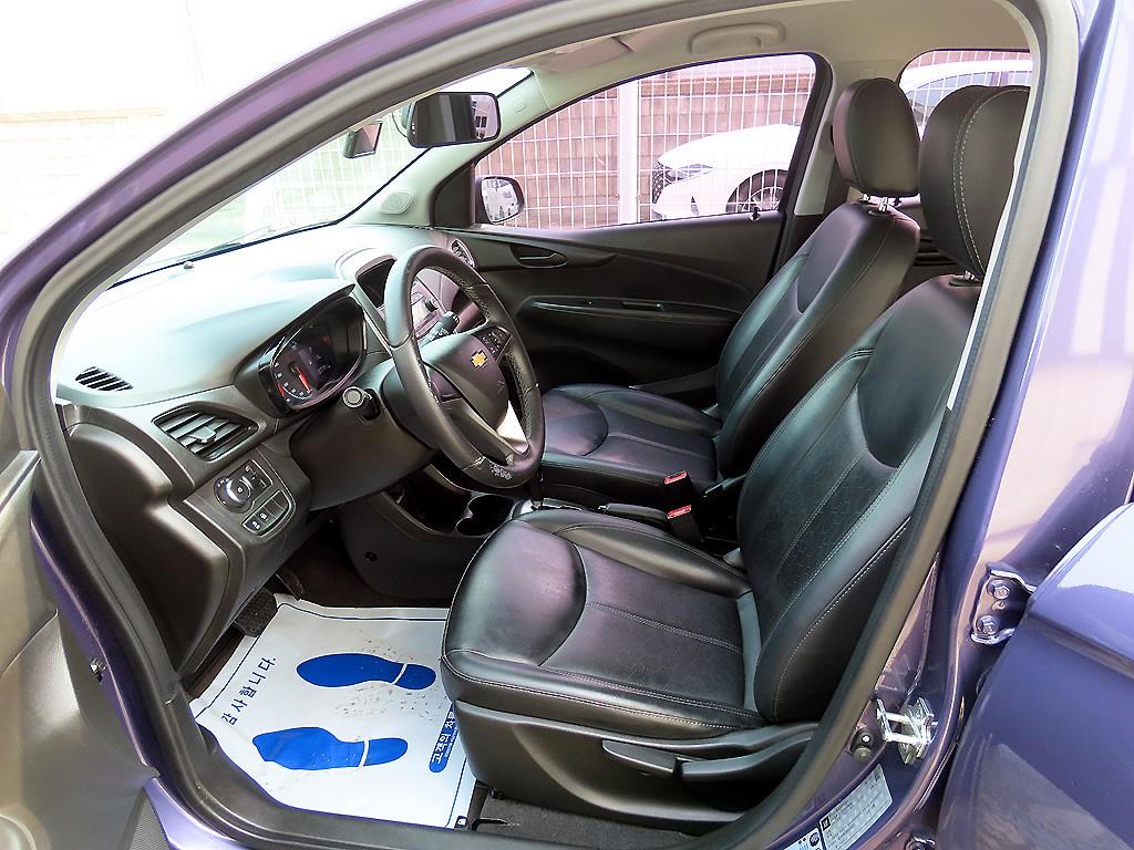 Chevrolet Spark - Vista 5