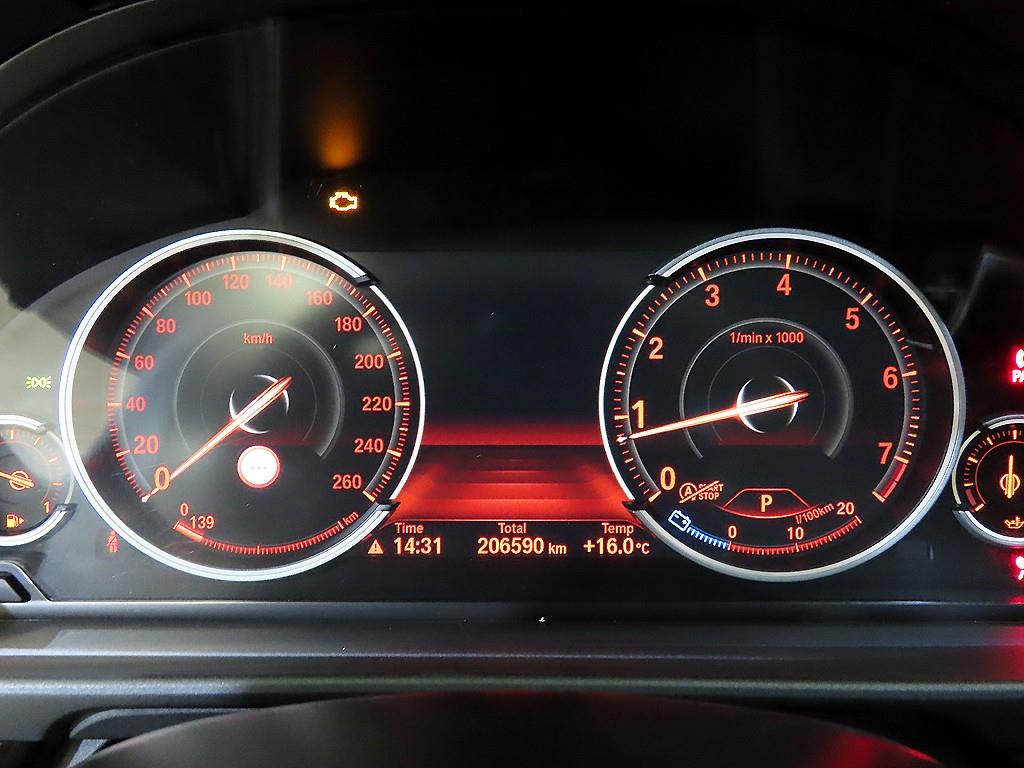 BMW 5 Series - Vista 9