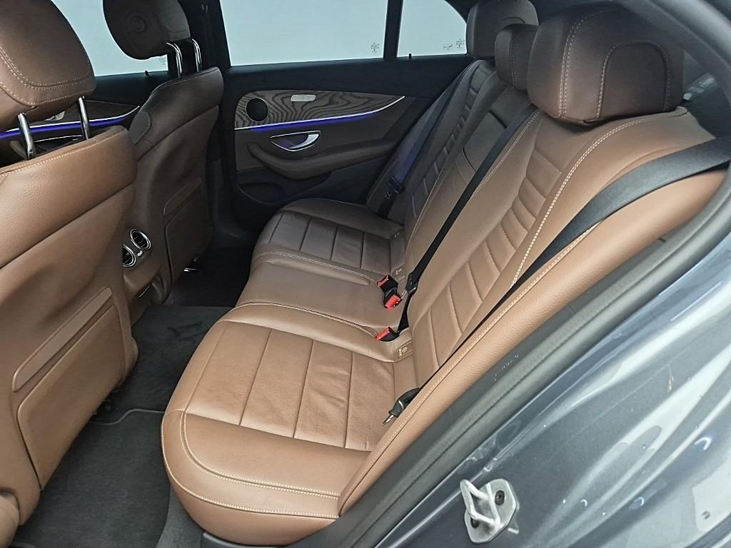 Mercedes Benz E class 2022 Gris - Importación desde Corea - HF Imports Iquique - Foto 13