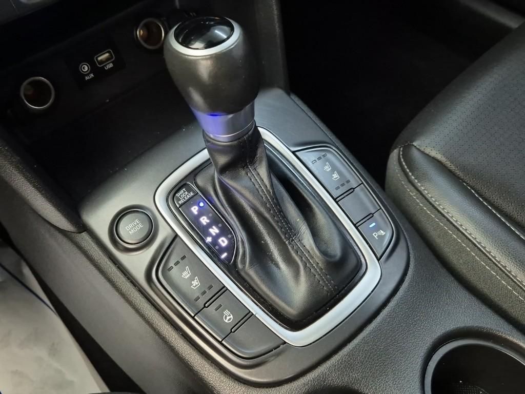 HYUNDAI Kona - Vista 8