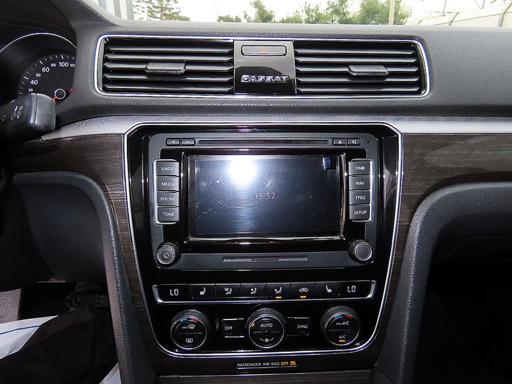 Volkswagen Passat - Vista 12