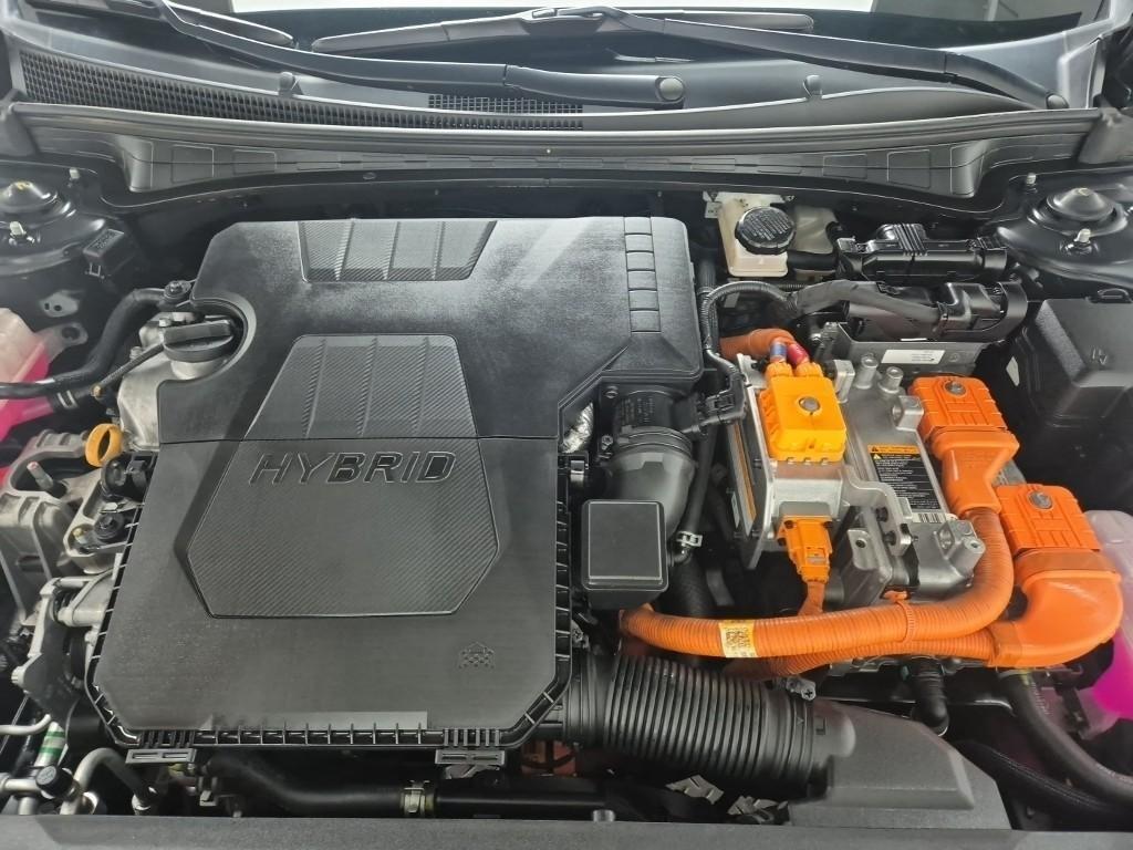 HYUNDAI Avante - Vista 5