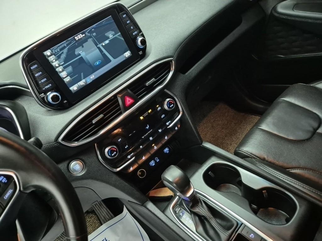 HYUNDAI Santa Fe - Vista 8