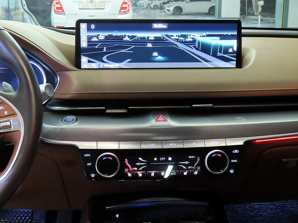 Genesis G80 - Vista 11