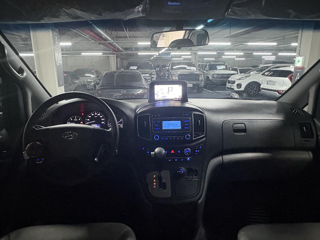 HYUNDAI Starex 2018 Plateado - Importación desde Corea - HF Imports Iquique - Foto 16