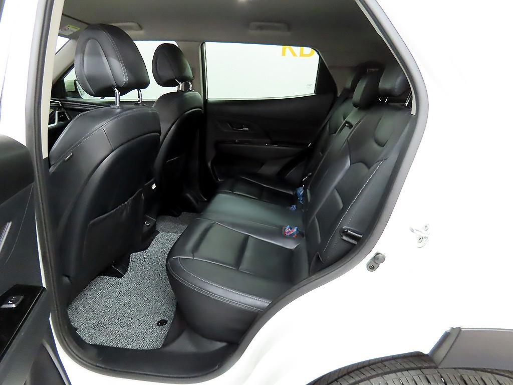 Ssangyong Korando - Vista 6