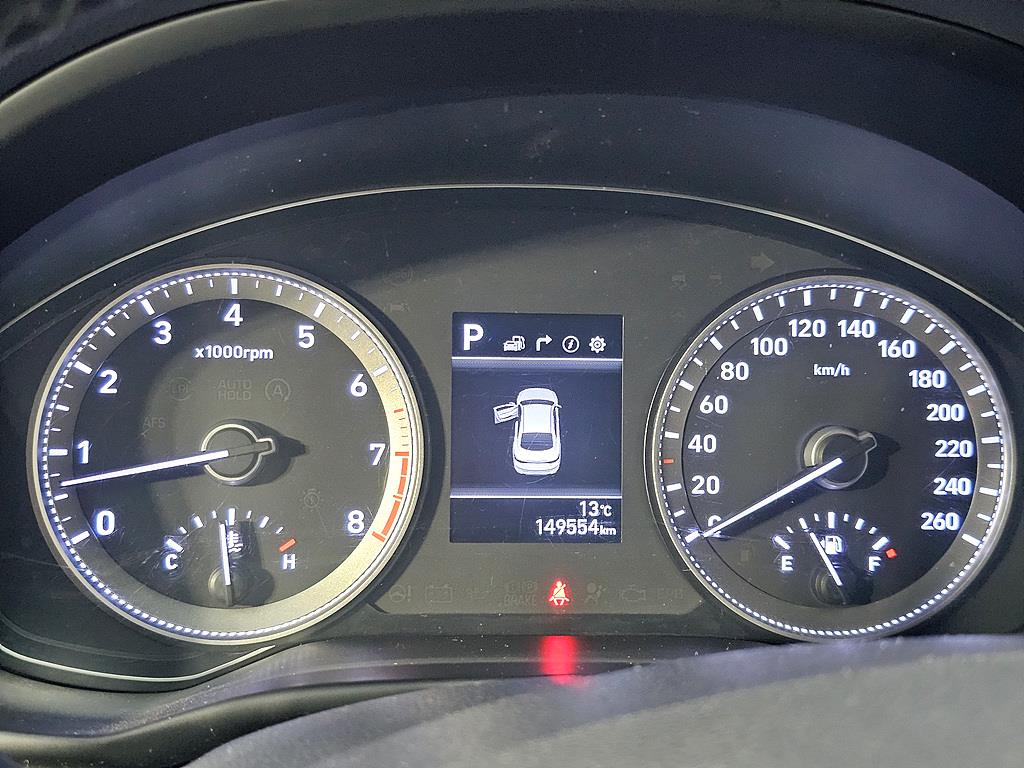 HYUNDAI Grandeur - Vista 7