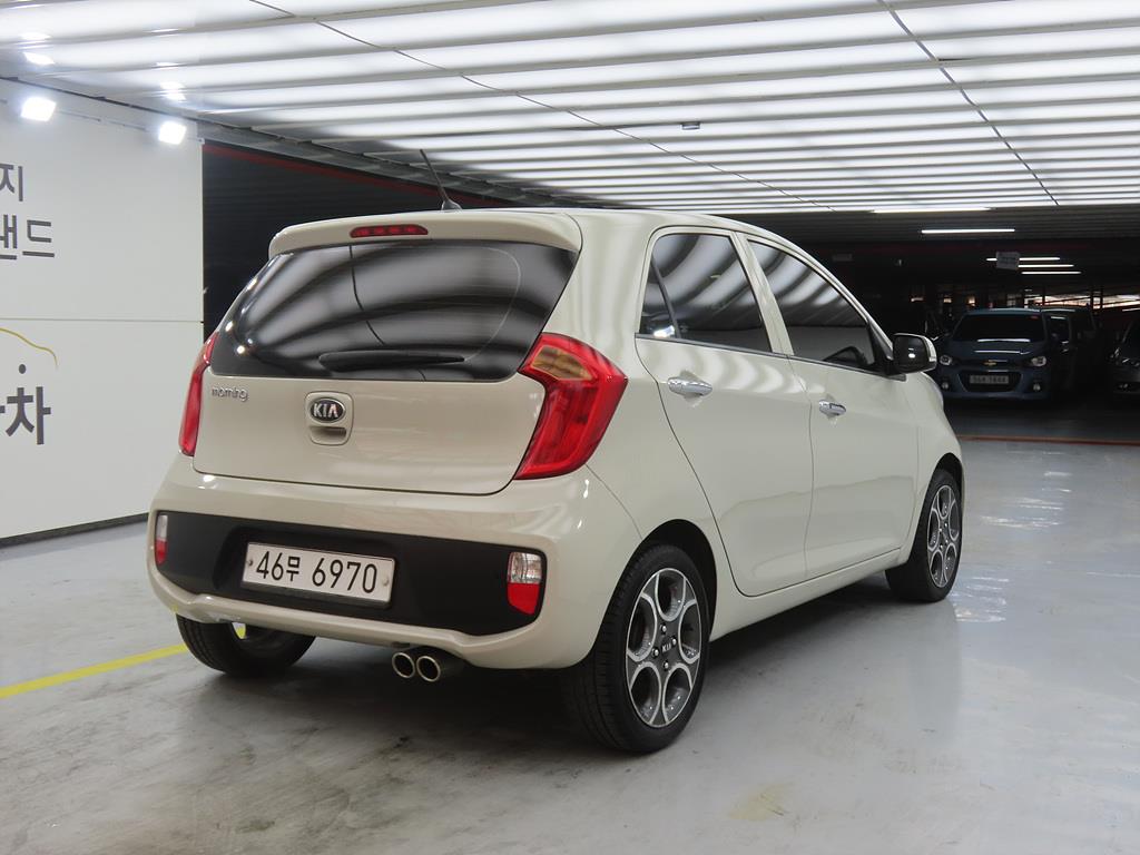 KIA Morning - Vista 4