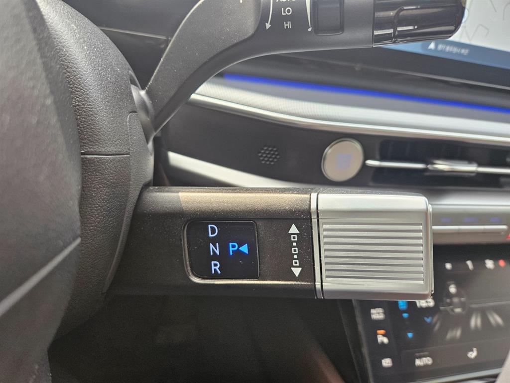 HYUNDAI Grandeur - Vista 10