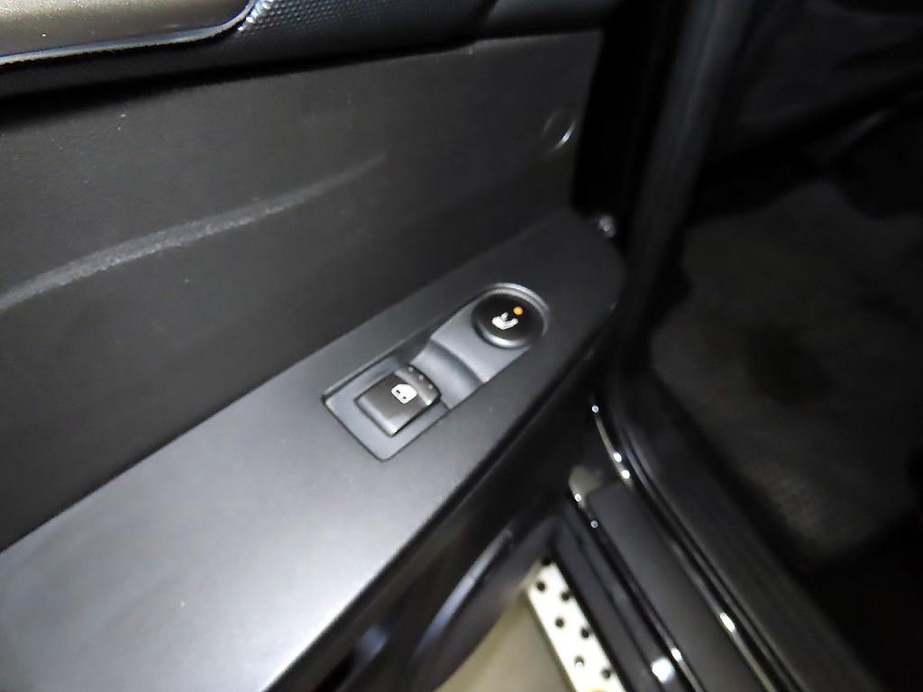 Ssangyong Korando 2016 Negro - Importación desde Corea - HF Imports Iquique - Foto 16