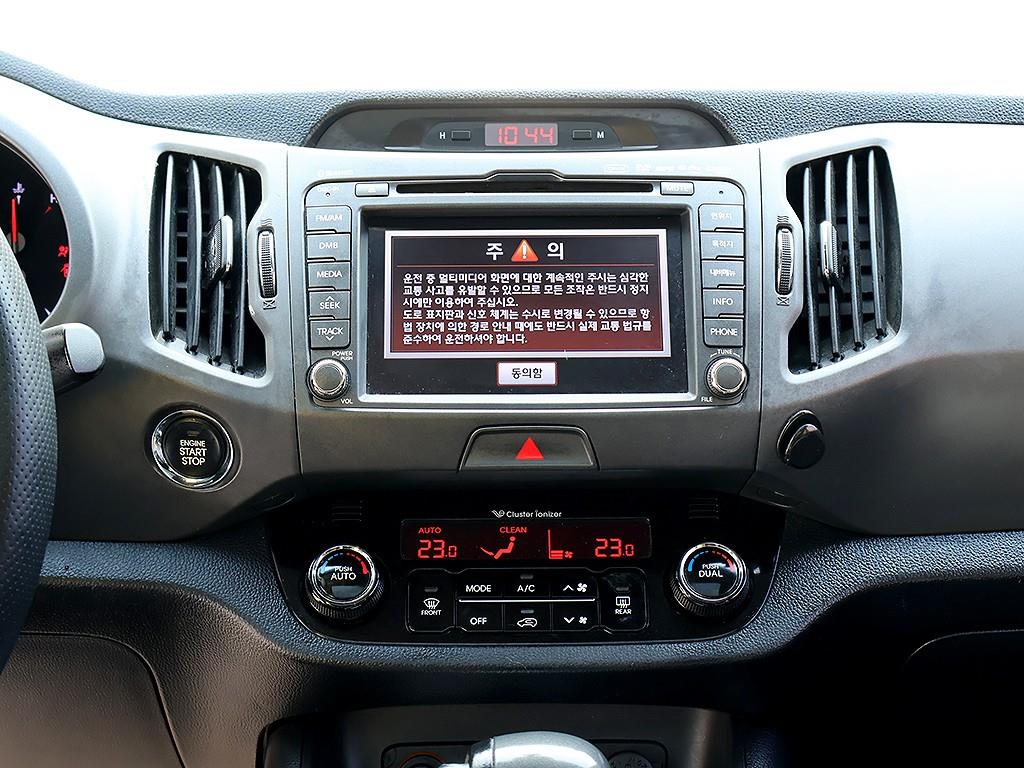 KIA Sportage 2012 Blanco - Importación desde Corea - HF Imports Iquique - Foto 8