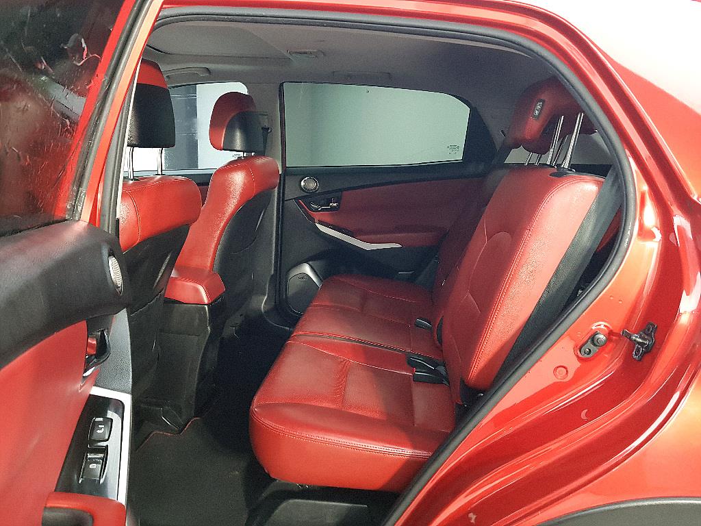 Ssangyong Korando - Vista 9