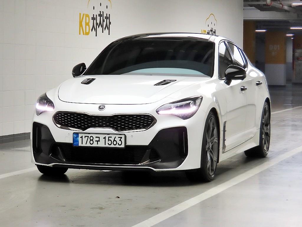 KIA Stinger - Vista 2