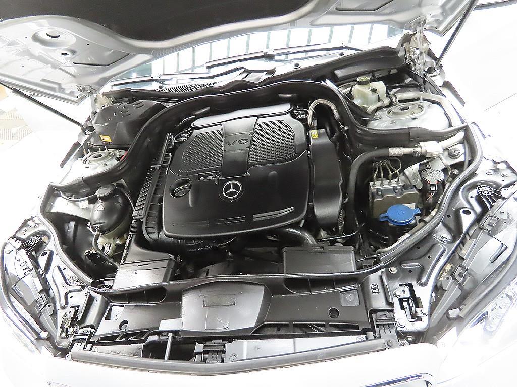 Mercedes Benz E class 2014 Gris - Importación desde Corea - HF Imports Iquique - Foto 7