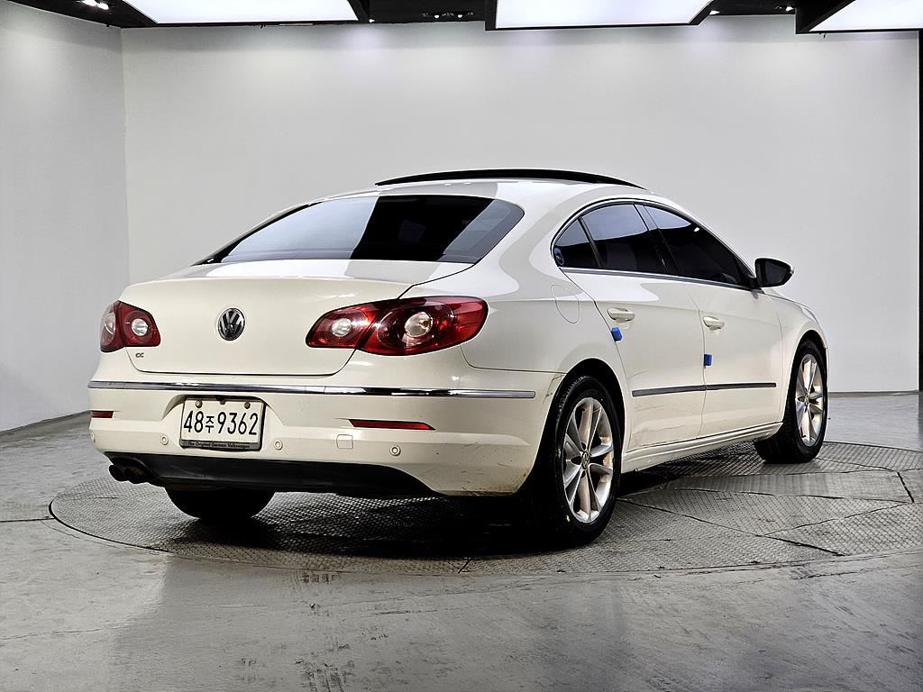 Volkswagen CC - Vista 4