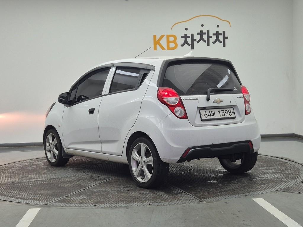 Chevrolet Spark - Vista 3