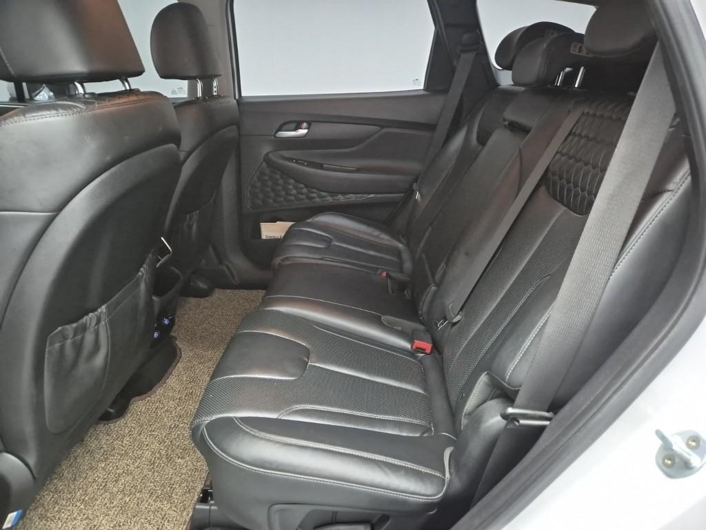 HYUNDAI Santa Fe - Vista 7