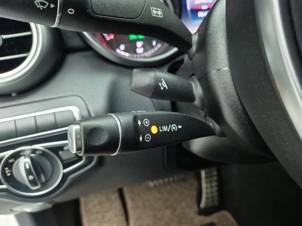 Mercedes Benz C Class - Vista 7